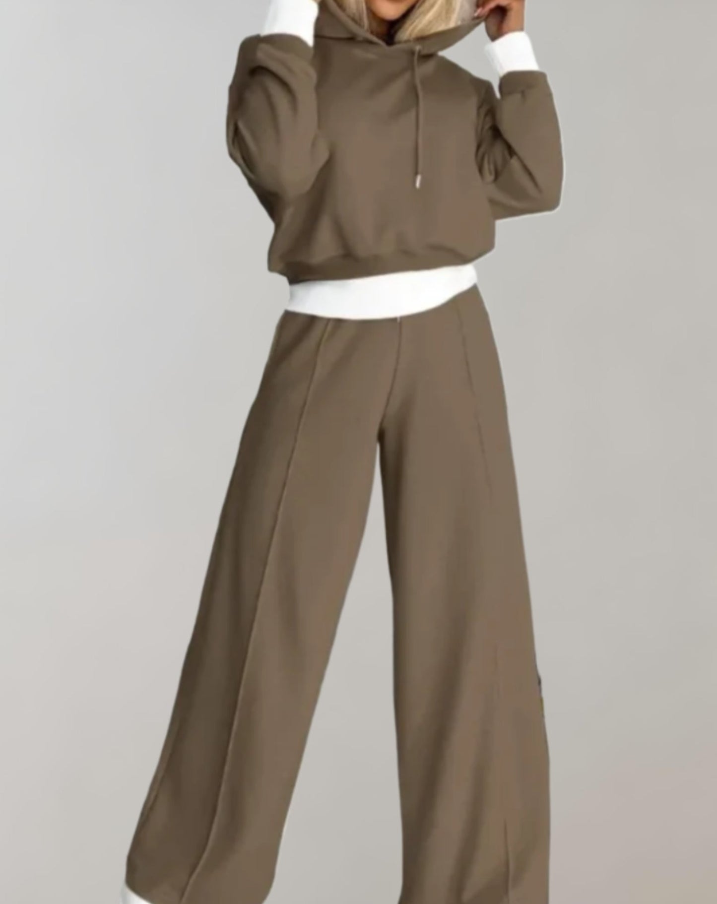 WW | 2-teiliges Set aus Kapuzenpullover und weit geschnittener Hose