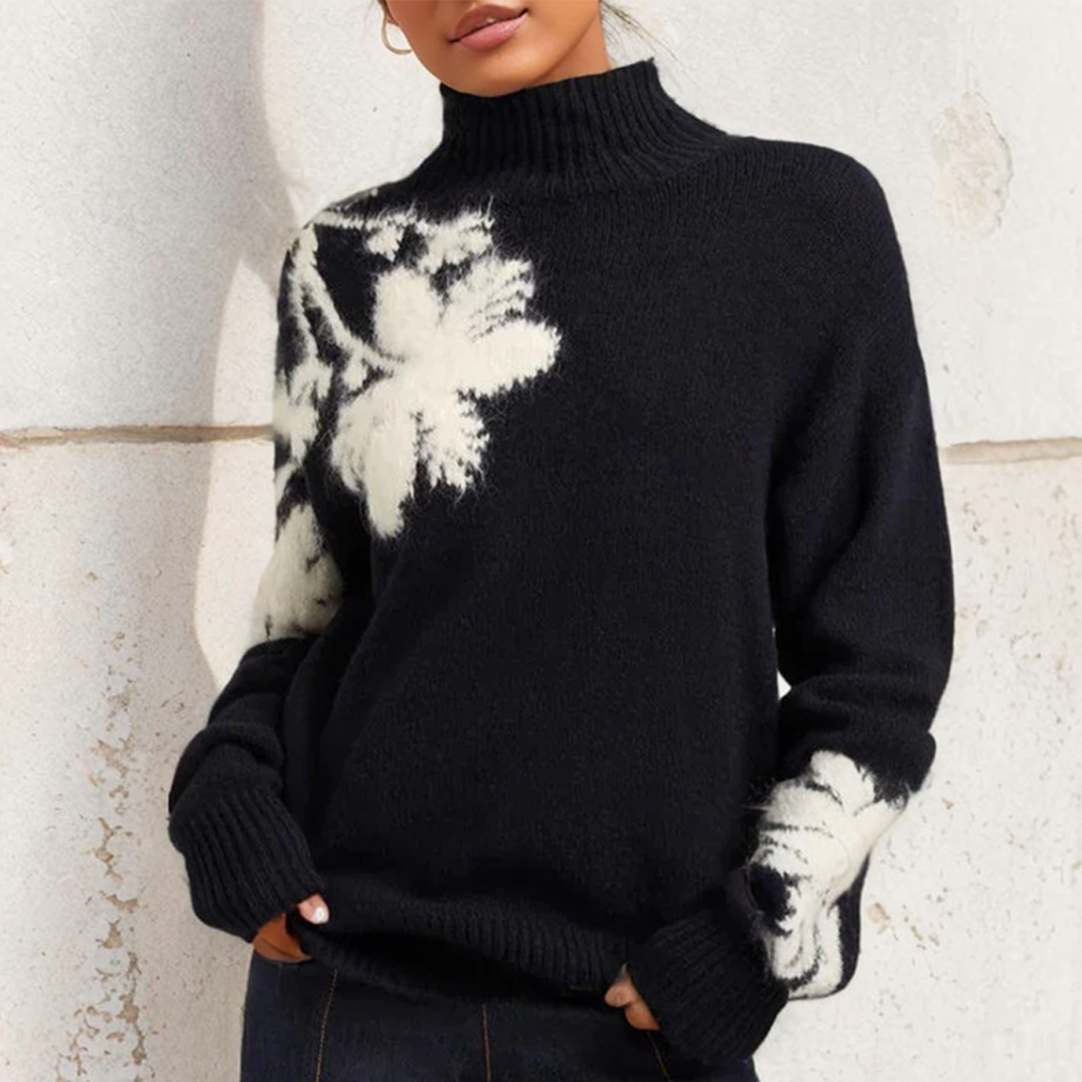WW | Long-Sleeve Crew-Neck Sweater with Floral Pattern