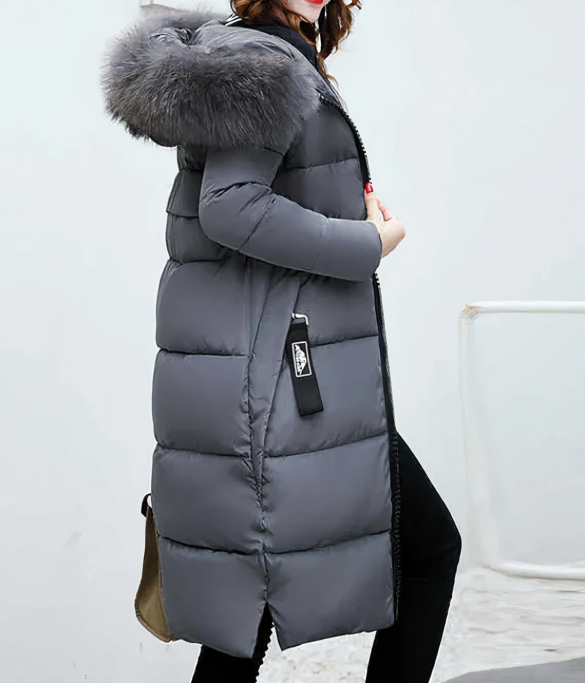 WW | Long Coat with Fur Collar