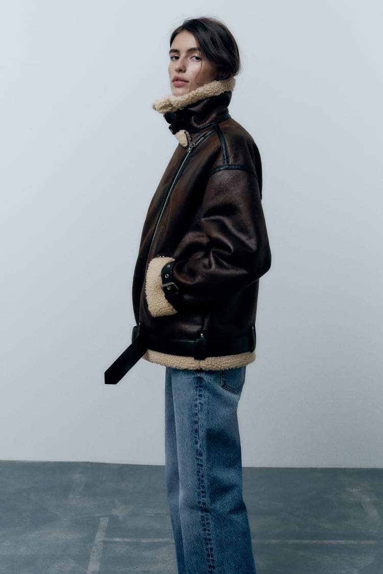 WW | Jacke mit Revers aus Kunstmaterial