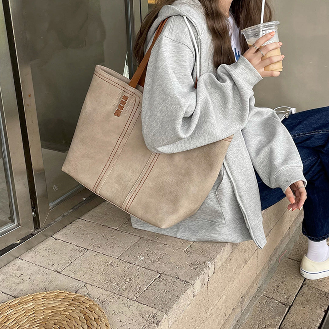 WW - Elegant Women's Handbag
