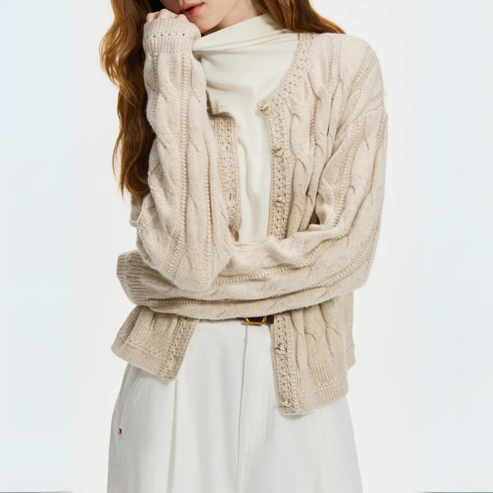 WW | Women's Classic Cable Knit Cardigan