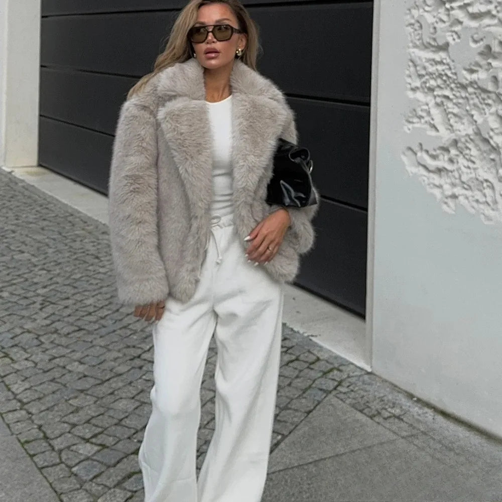 WW | Vintage - Damenjacke Winter mit Kunstpelz und Umlegekragen