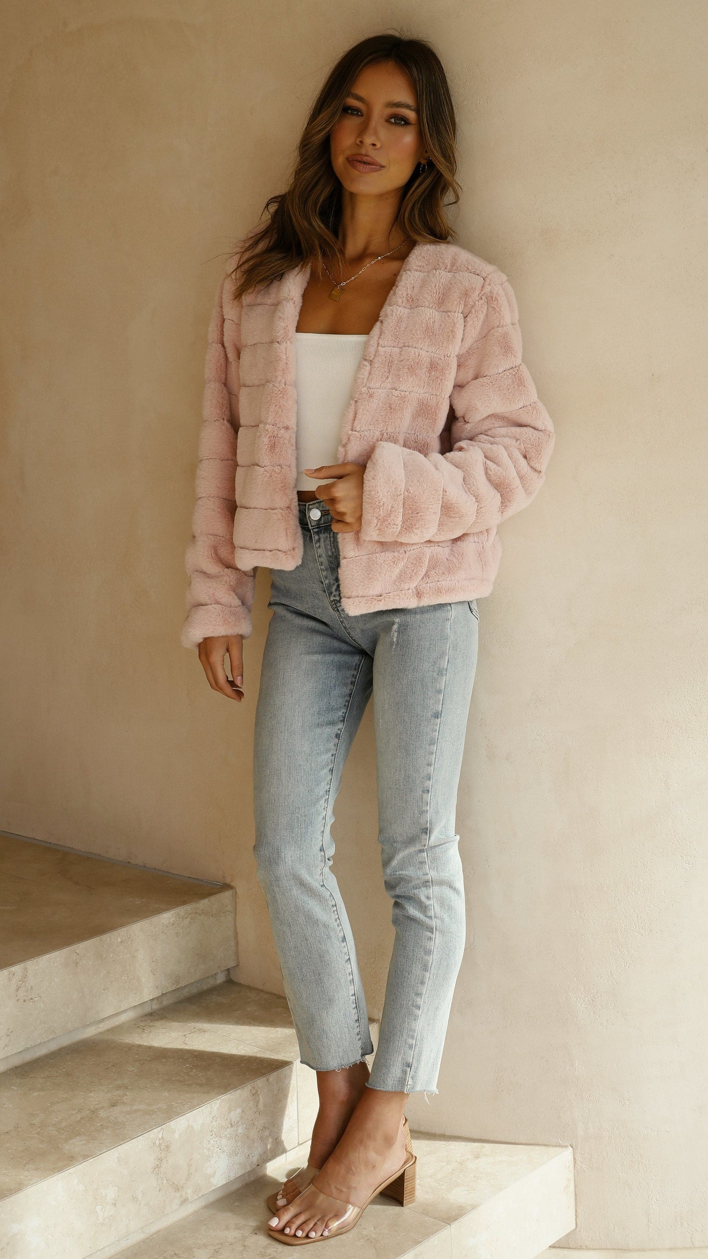 WW | Short Jacket - Structured fit - Quilted design - Open front