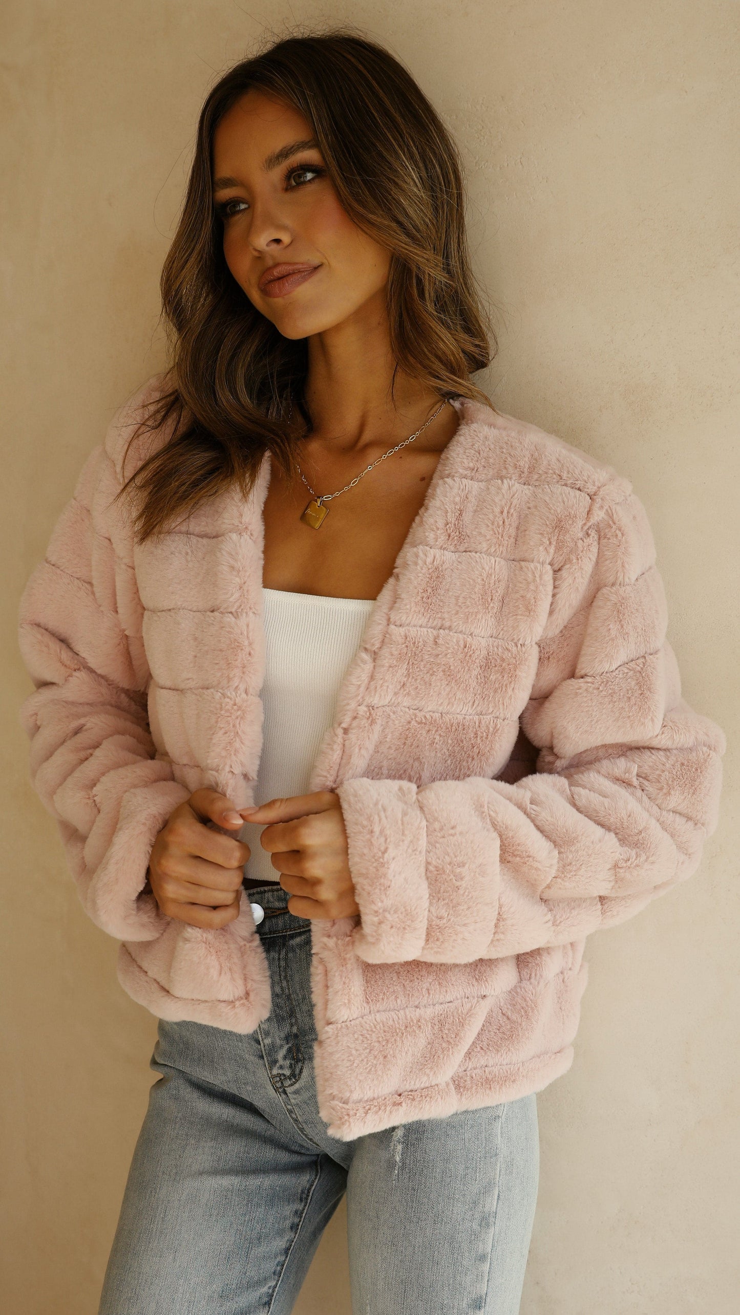 WW | Short Jacket - Structured fit - Quilted design - Open front