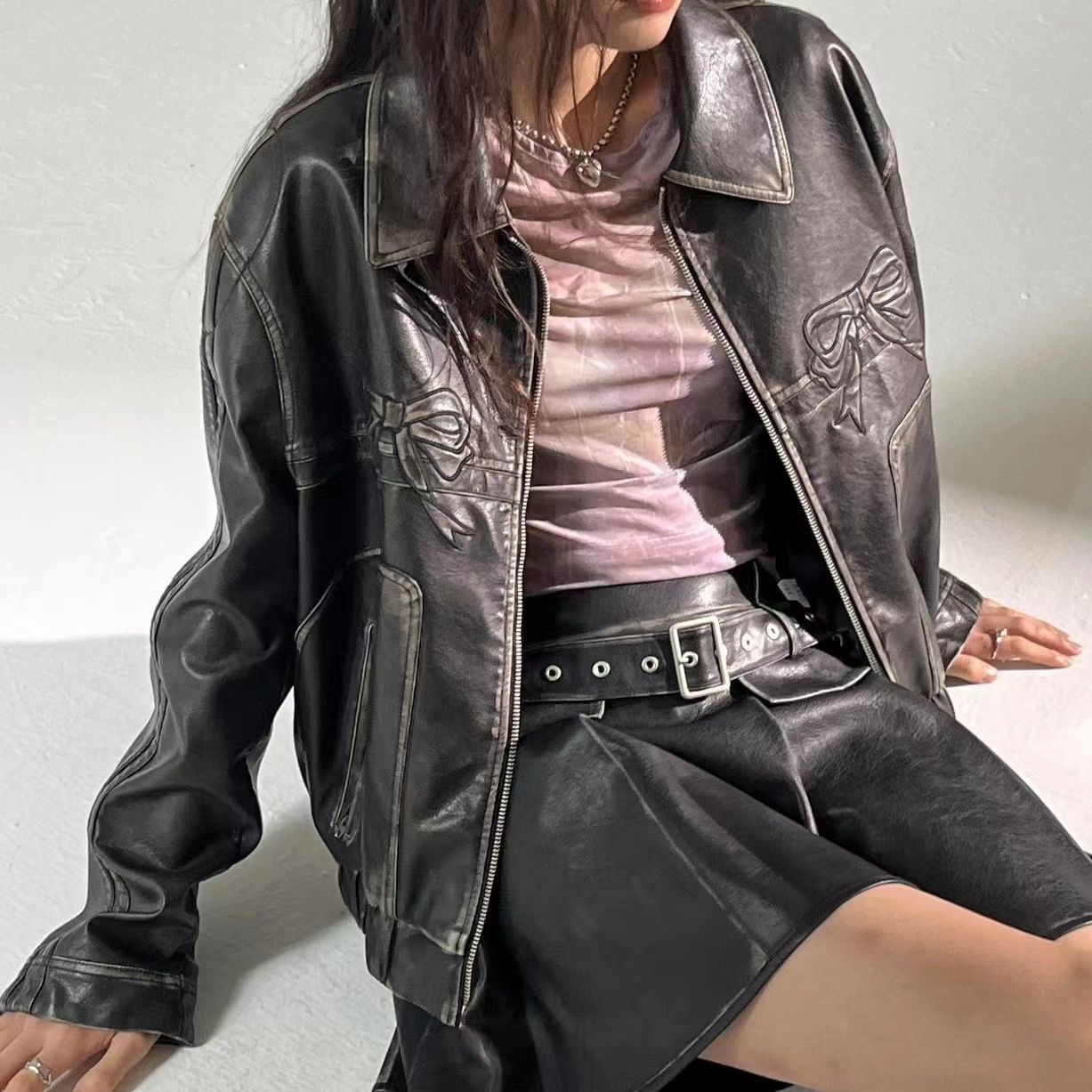 WW | Schleifenprint Retro Bikerjacke Leder Damenjacke
