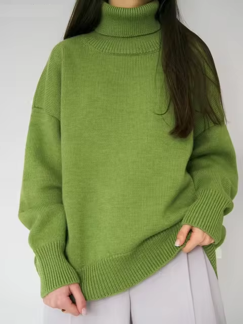 WW | Loose-fitting turtleneck sweater