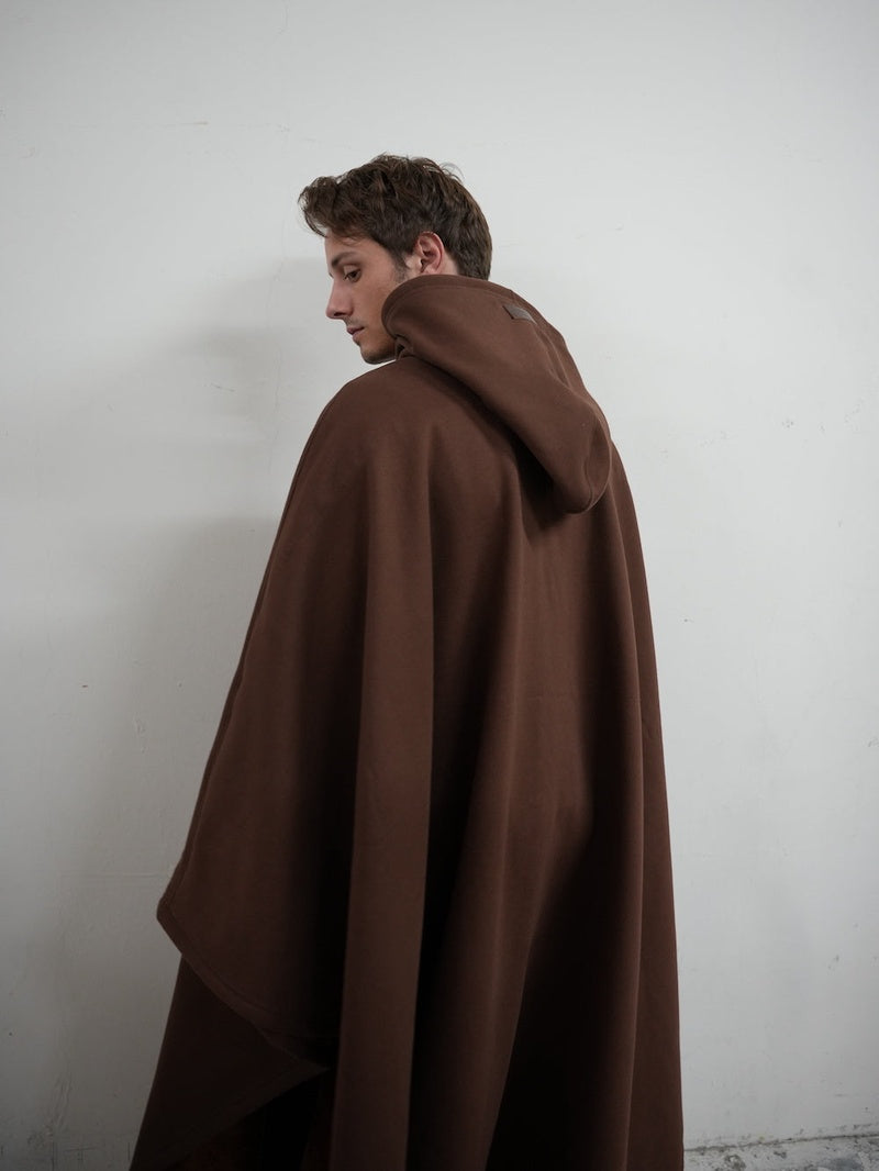 WW | Luxurious Hooded Fleece Poncho for Ultimate Comfort