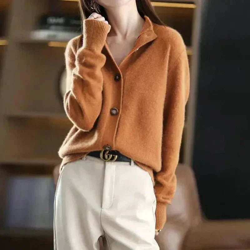 WW | Timeless Cashmere Cardigan for Elegant Layering