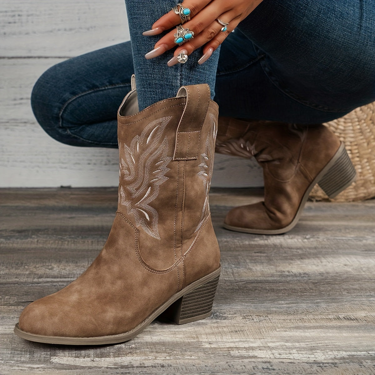 WW | robust and stylish cowboy boots