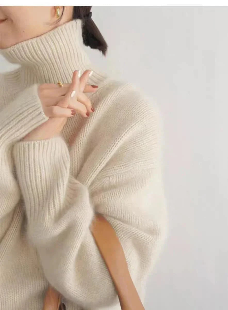WW | Luxurious Women's Cashmere Turtleneck Sweater