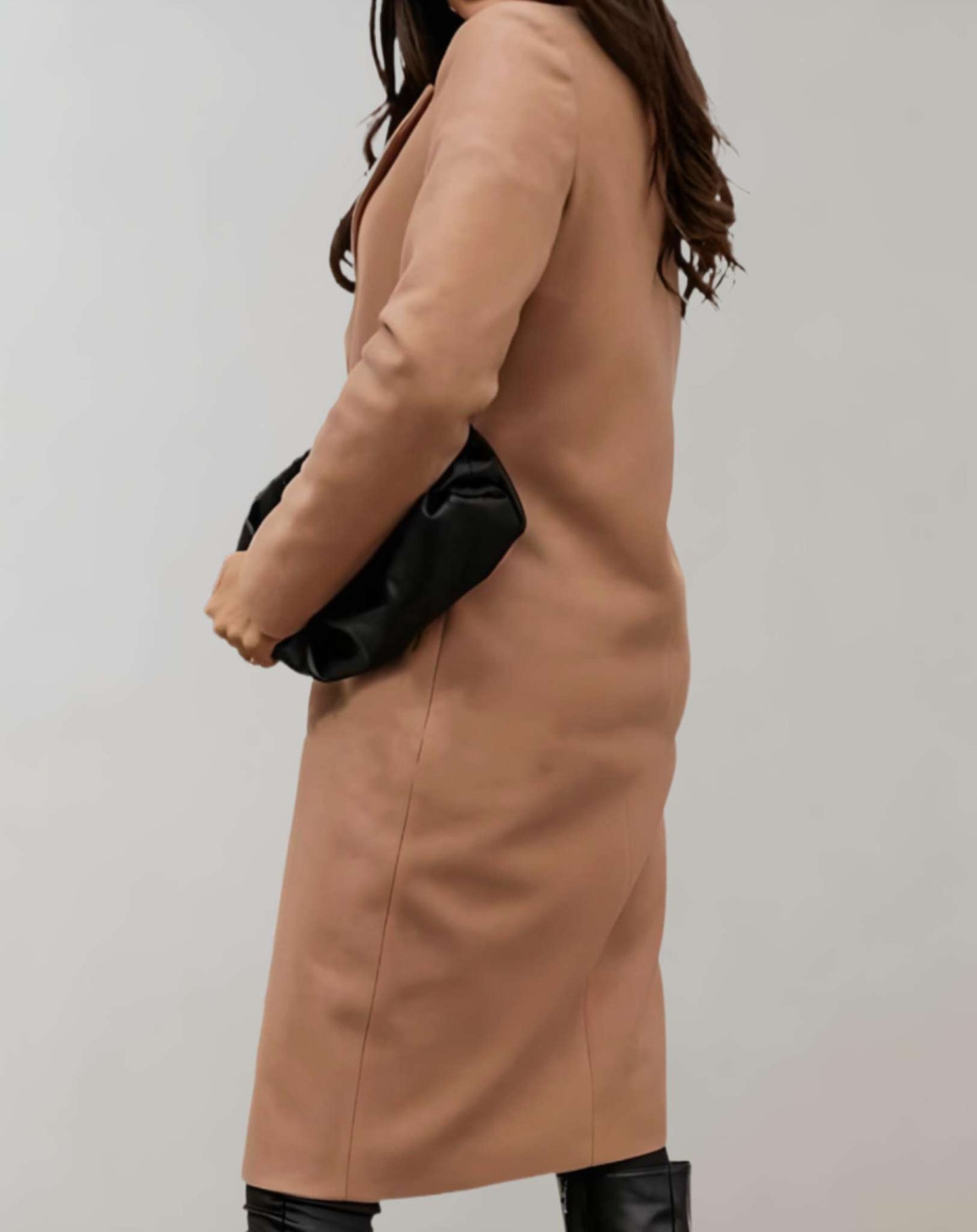 WW | Elegant trench coat with simple button fastening and pockets