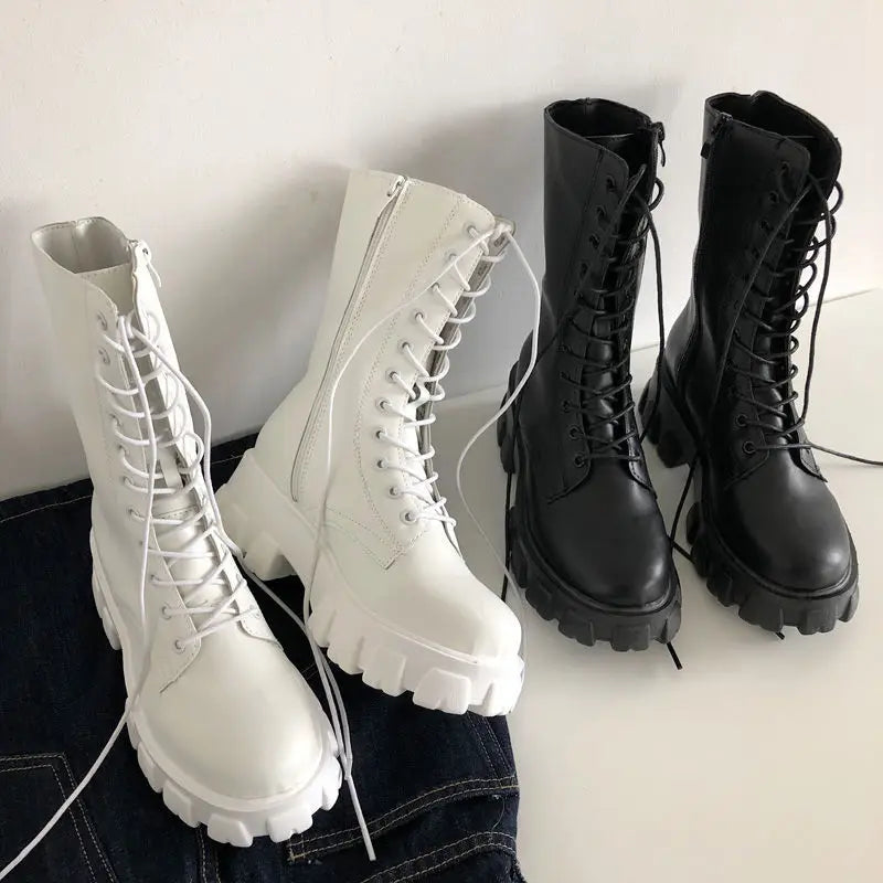 WW | Damen Wadenhohe Stiefel mit Sportsohle und warmem Futter