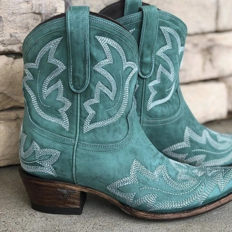 WW | Embroidered Leather Cowboy Boots