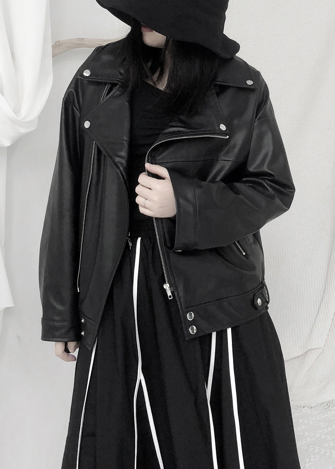 WW | Schwarze asymmetrische Patchwork Jacken mit Reißverschlusstaschen aus Kunstleder Langarm