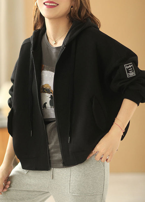 WW | Kapuzenjacke in Schwarz mit Reißverschlusstaschen für den Herbst