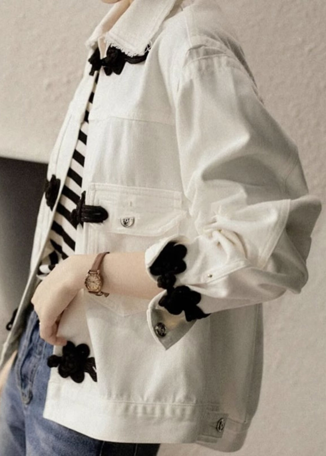 WW | White Peter Pan Collar Pockets Chinese Button Denim Jackets