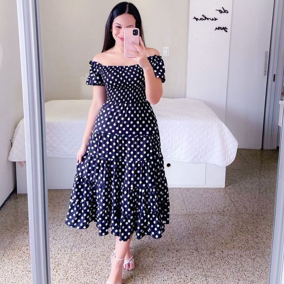 Damen Midi-Kleid mit schulterfreiem Design und verspieltem Schmetterlingsmuster WW