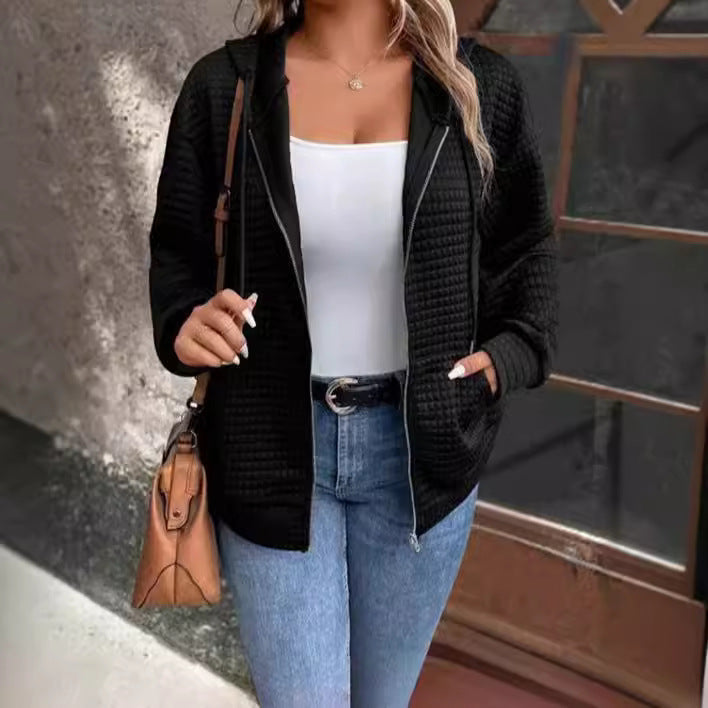 Women's relaxed hooded jacket with textured waffle surface and practical pockets WW