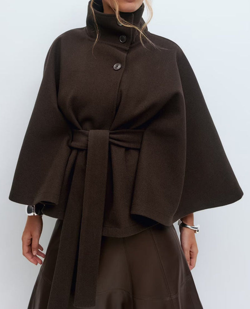 Damen Eleganter und bequemer Kapuzenmantel mit Gürtel und weiten Ärmeln WW