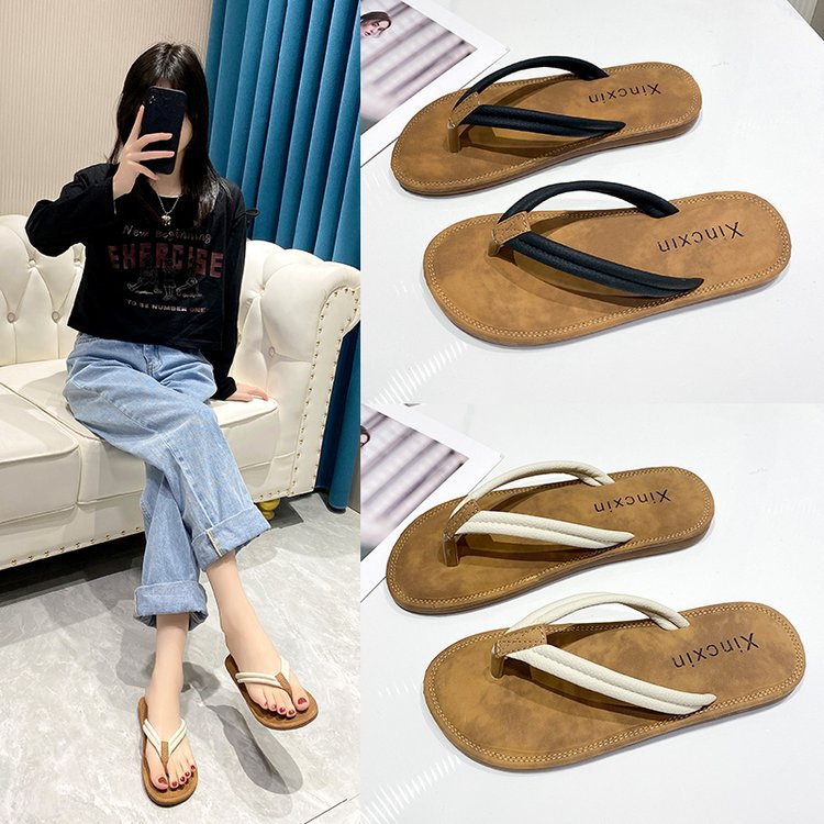 Women's Toe Post Sandals with Comfortable Footbed and Versatile Design W&W