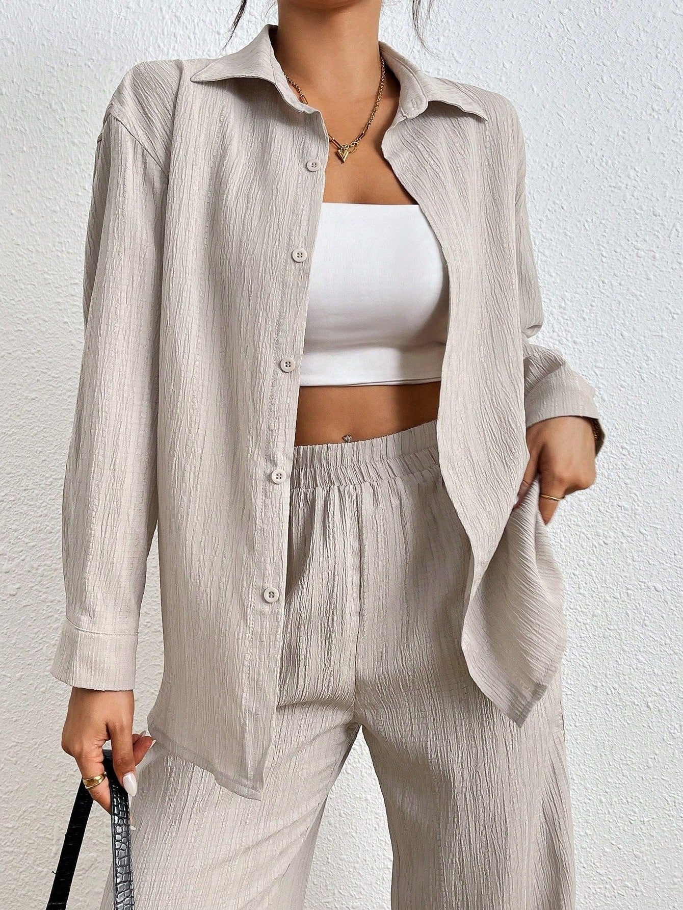 Women's Lightweight and Airy Two-Piece Set with Textured Design WW
