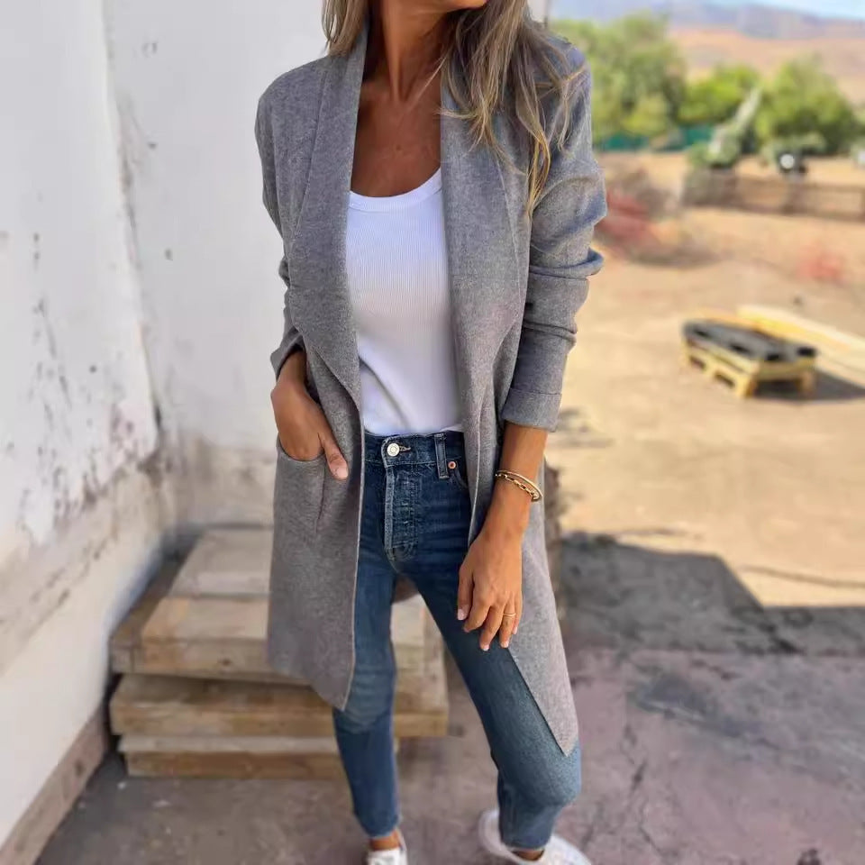 Women's casual long jacket with modern cut and elegant details WW