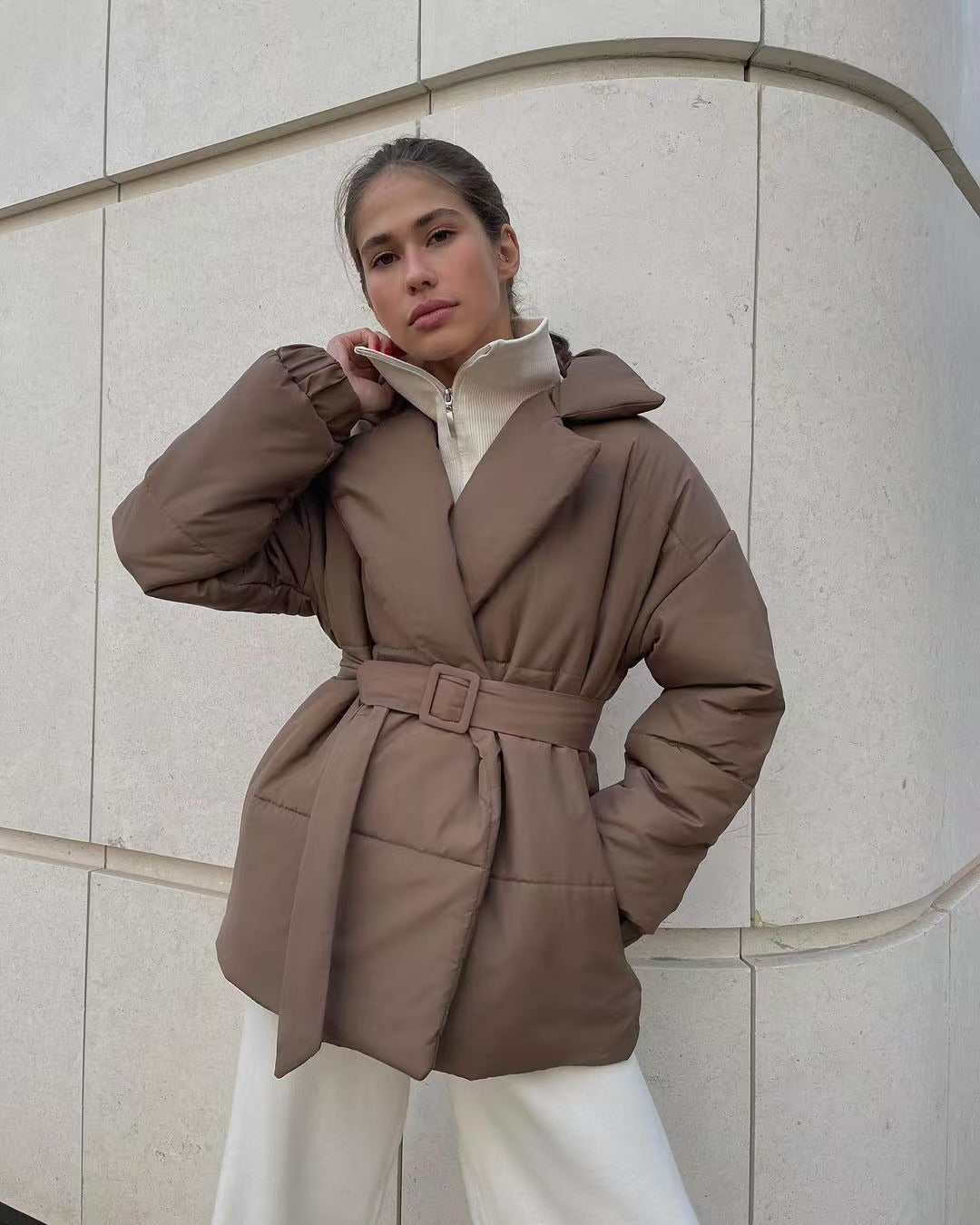 WW | Taille Baumwolle V-Ausschnitt Pufferjacke