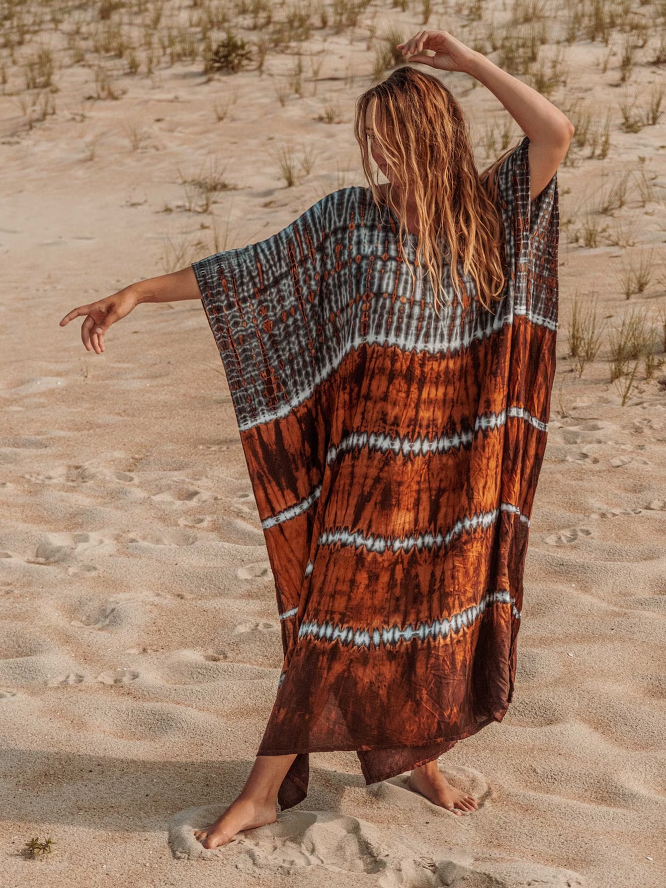 Damen Strandkaftan mit einzigartigem Batikdesign und lockerer Passform WW
