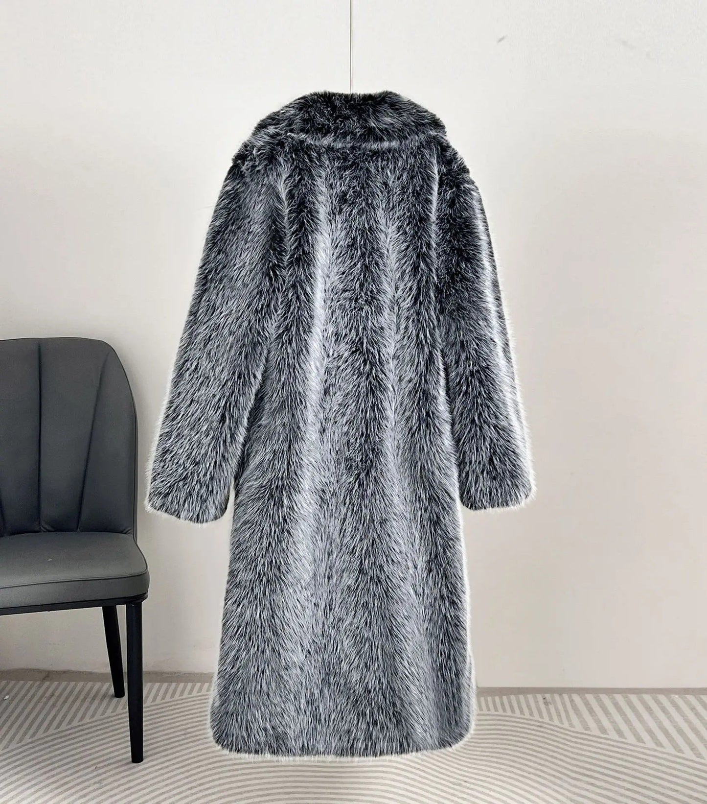 Damen Eleganter Pelzmantel mit großen Taschen WW