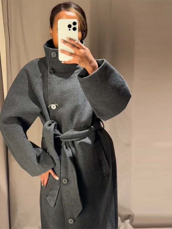 WW | Elegant Women's Coat with Belt and Button Closure