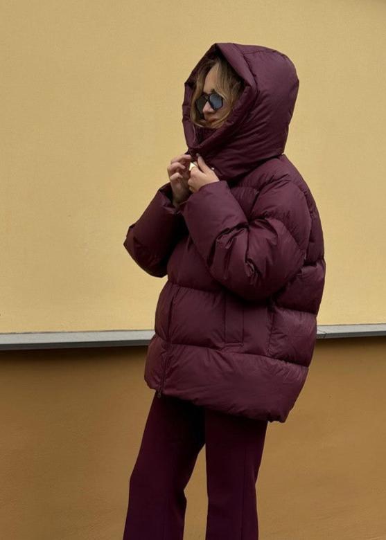 WW | Burgundy Puffer Jacket - Luxe Winter Comfort