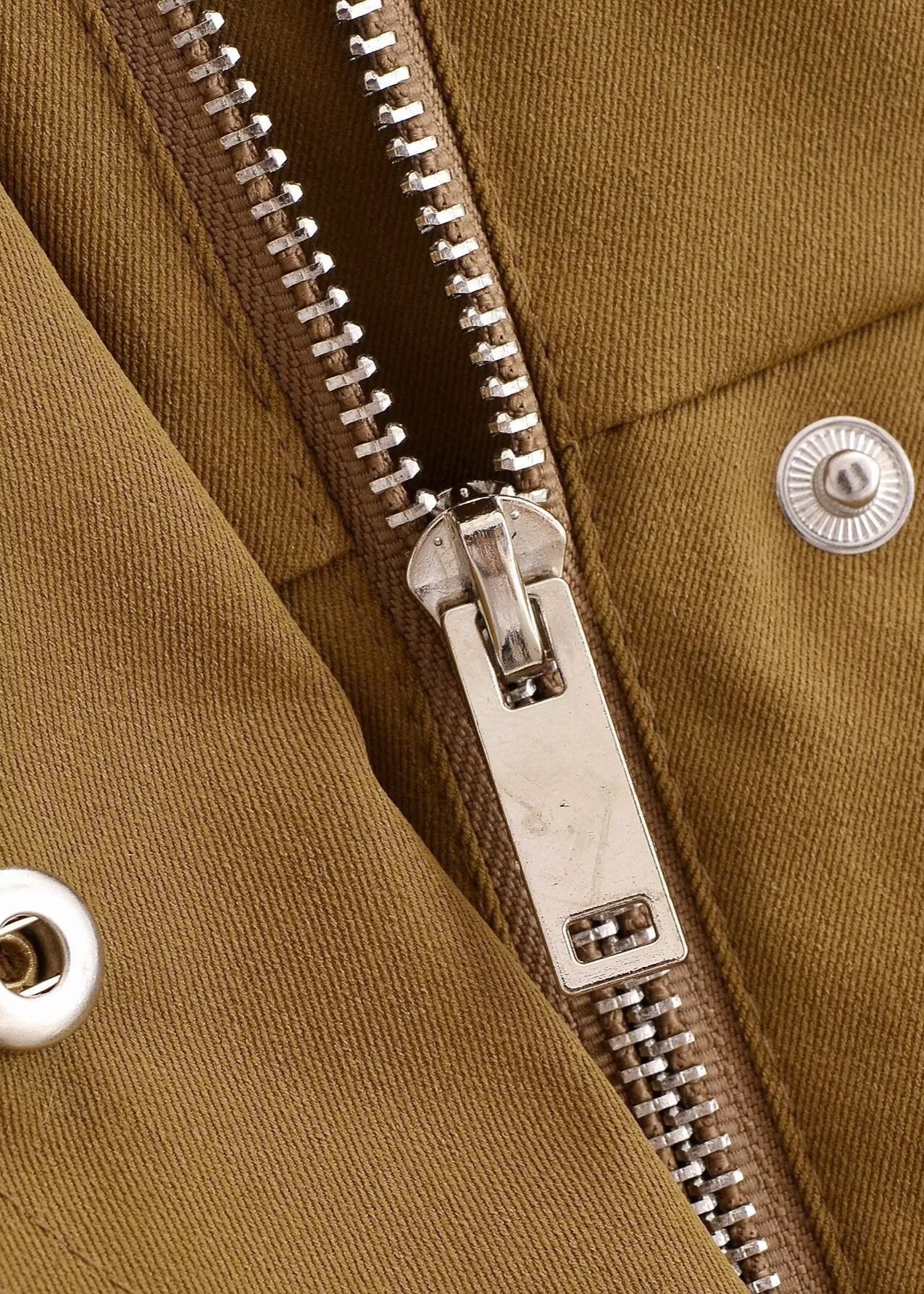 WW | Chic - High-Collar Cargo Jacket