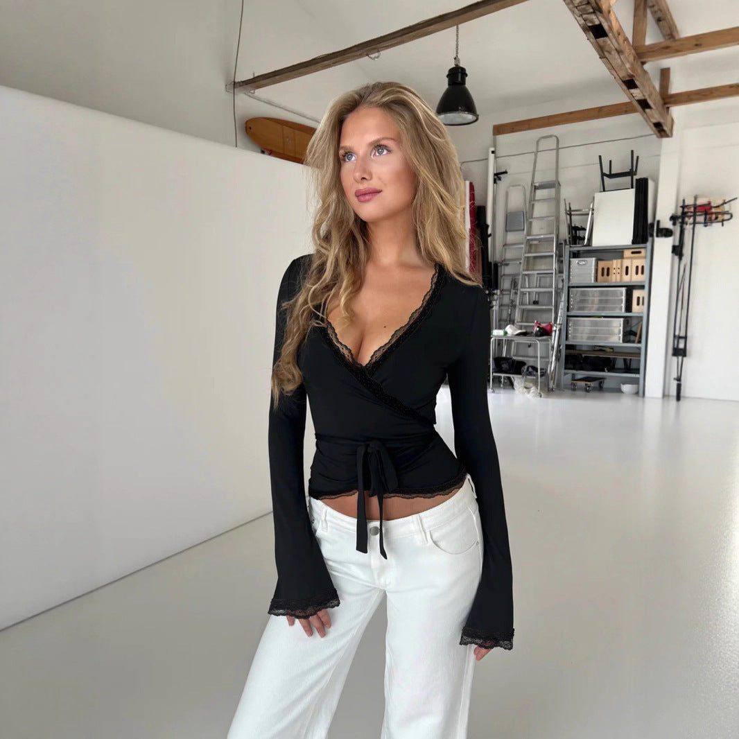 Damen Wickeloberteil mit eleganter Spitzenborte WW