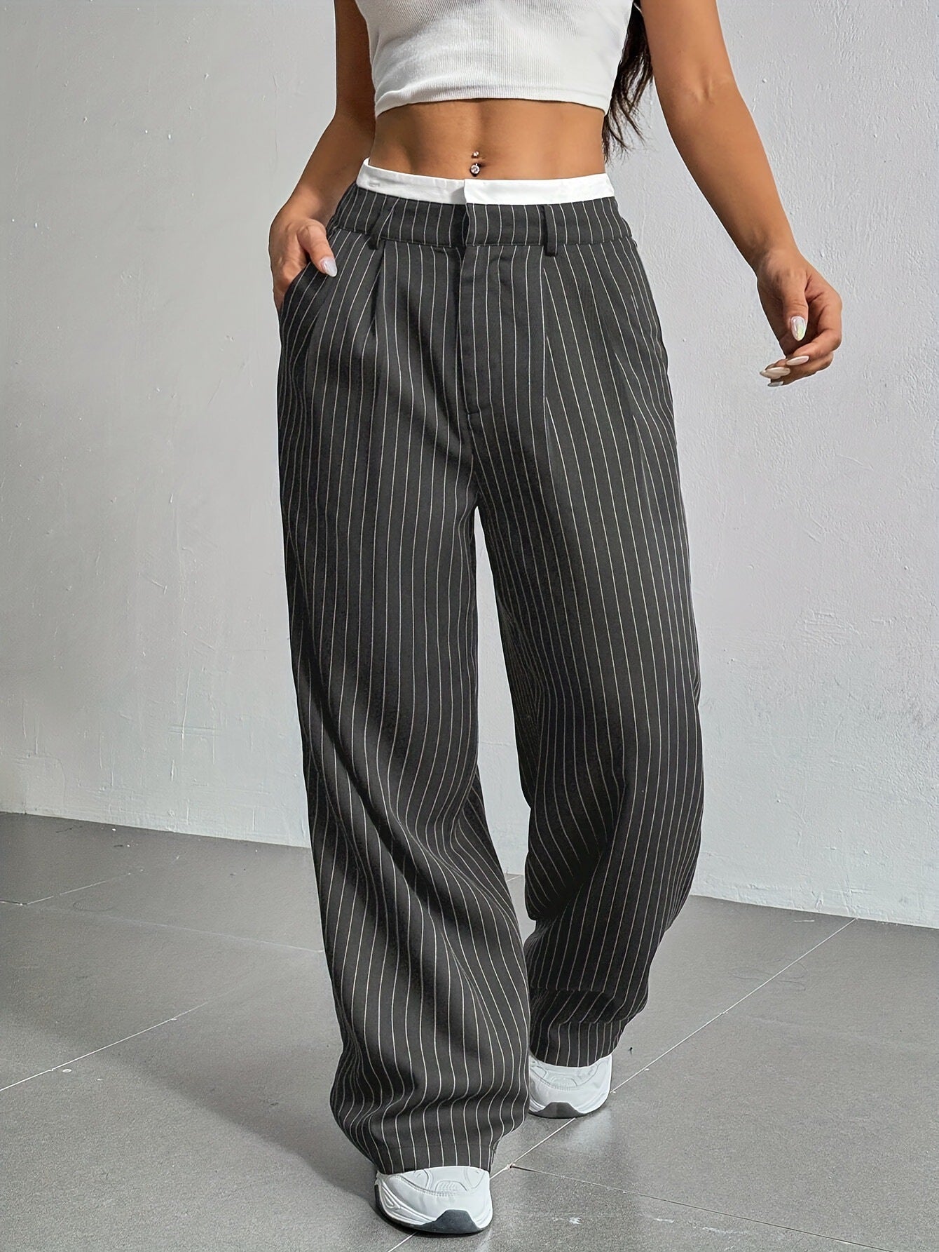 Damen Elegante Weite Hose mit Nadelstreifen und hohem Bund WW