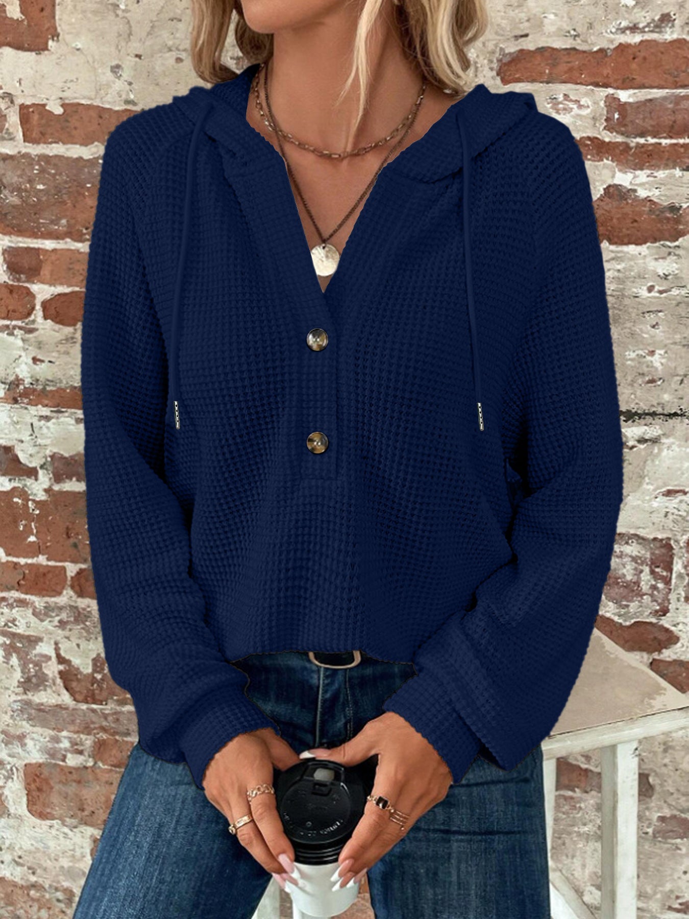 Damen cropped Kapuzenpullover mit strukturiertem Stoff und dekorativen Knöpfen WW