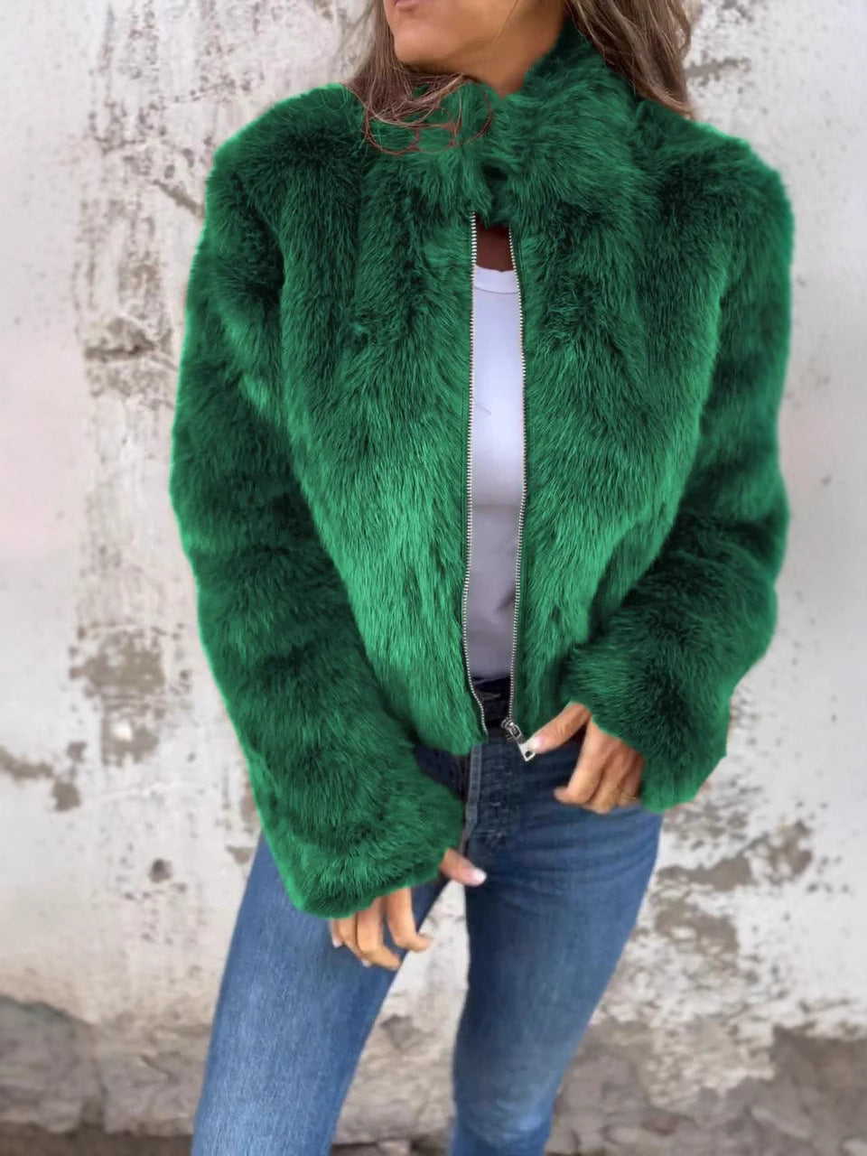 WW | Faux fur jacket - Loose fit - High collar - Zip closure - Long sleeves