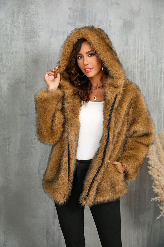 WW | Kapuzenjacke - Plüsch Kunstfell - Lässiger Chic - Winteressenziell