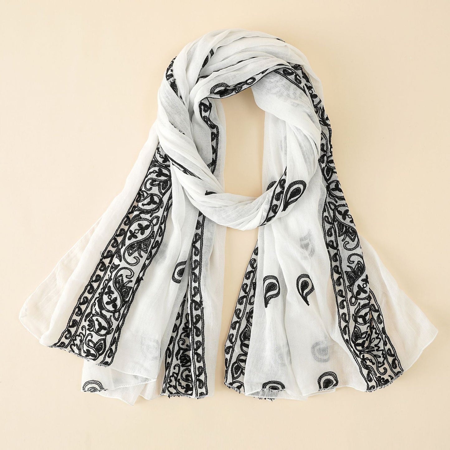 Elegant women's scarf made of high-quality chiffon with delicate embroidery WW