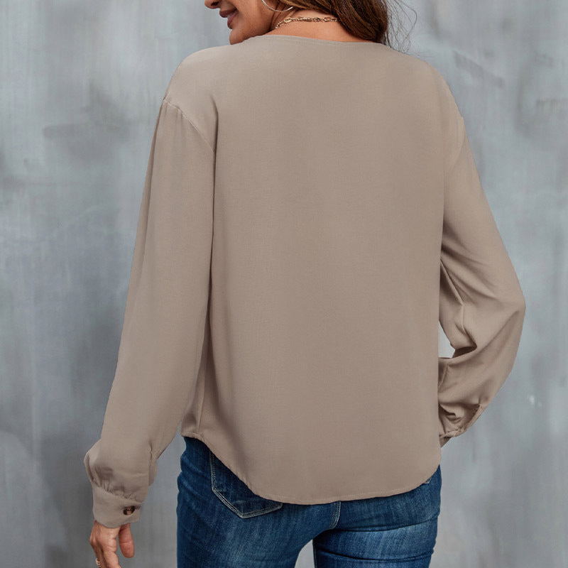 Damen Bluse mit asymmetrischem Kragen und Knopfdetails WW