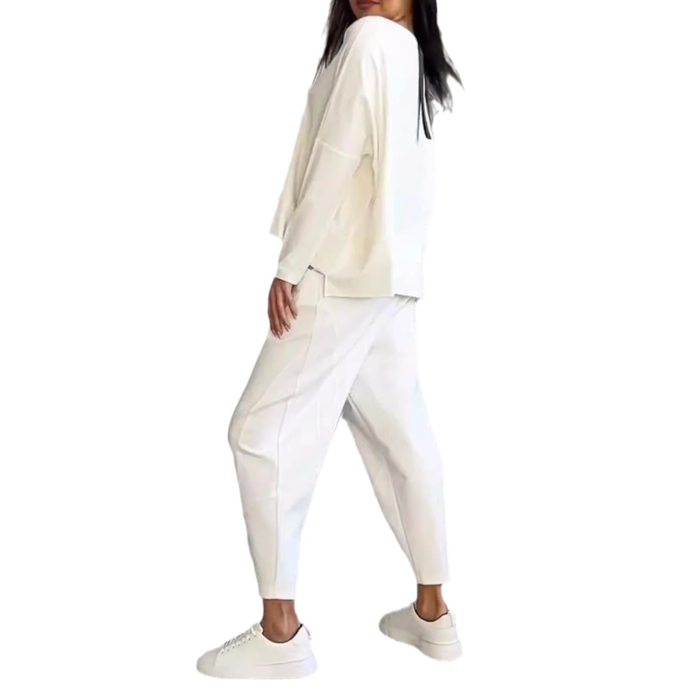Women's casual two-piece set with a wide cut and pockets