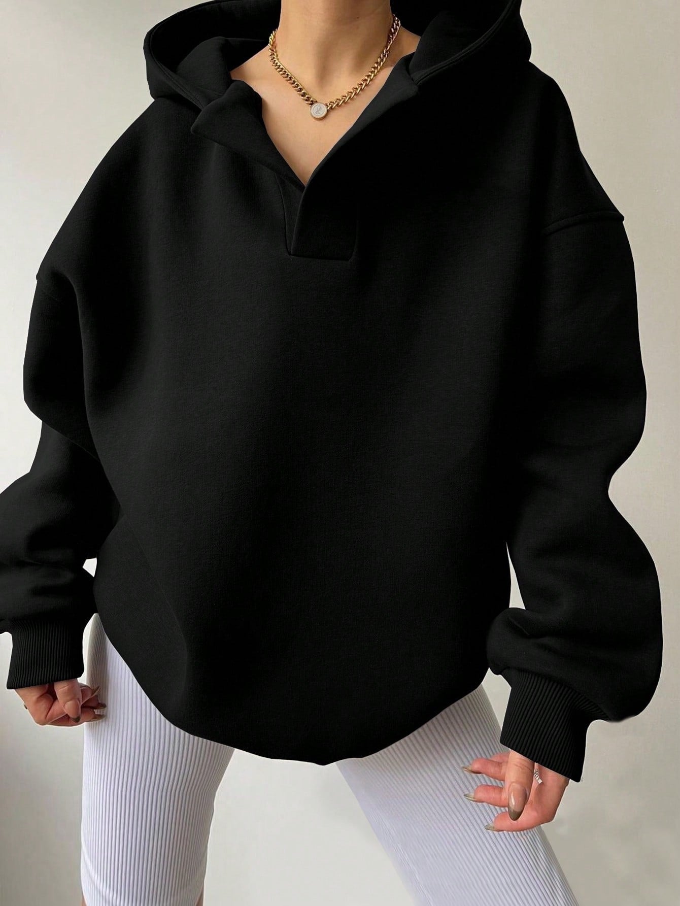 Damen Oversized Kapuzenpullover mit Kängurutasche WW
