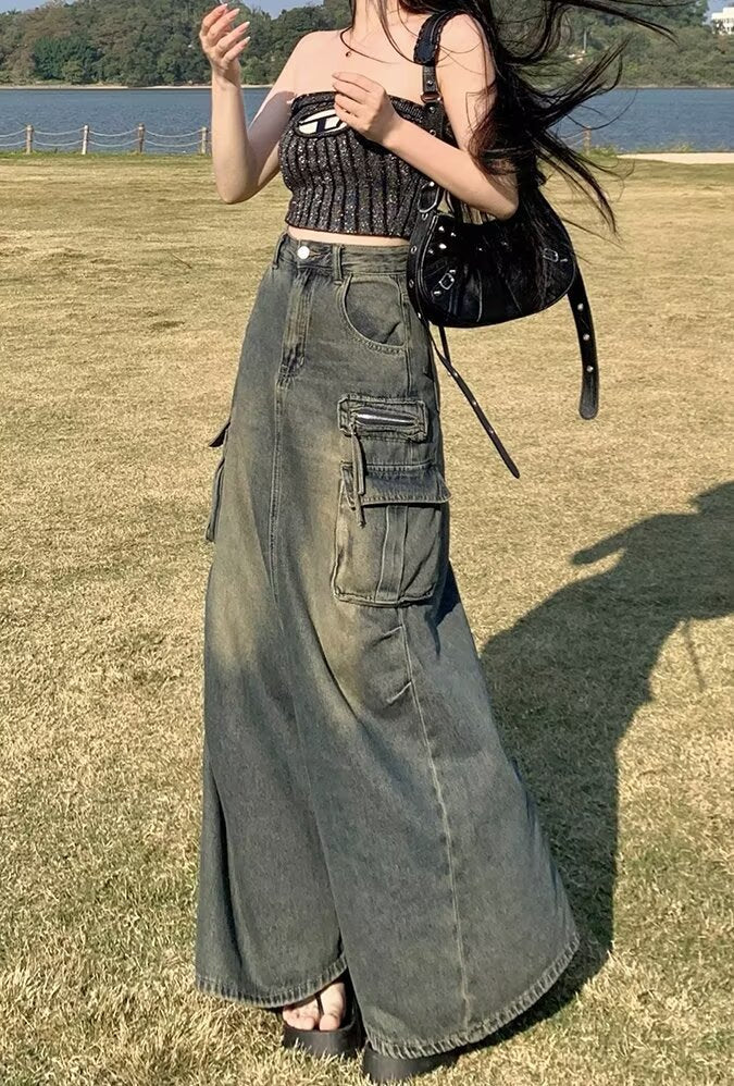 Women's Long Denim Skirt with High Waist and Practical Pockets WW