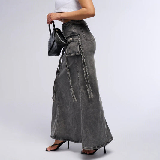 Women's Long Denim Skirt with High Waist and Practical Pockets WW