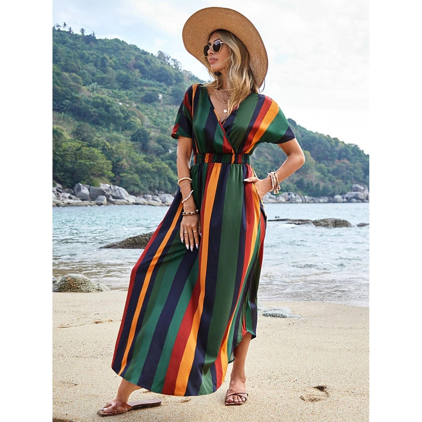WW | Gestreiftes Elastisches Taillenstrandkleid