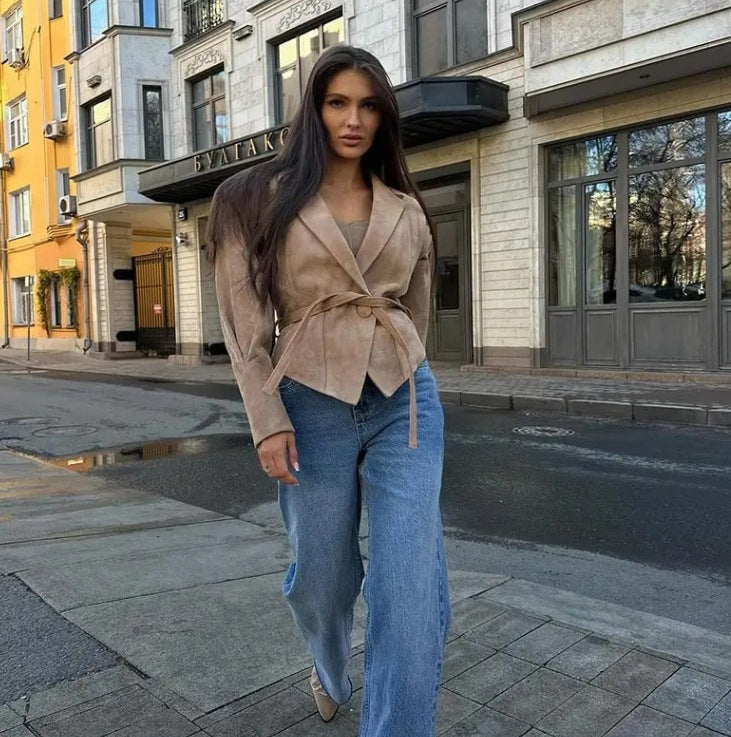 Women's Transitional Jacket made of soft suede with a waist-cinching belt and voluminous sleeves WW