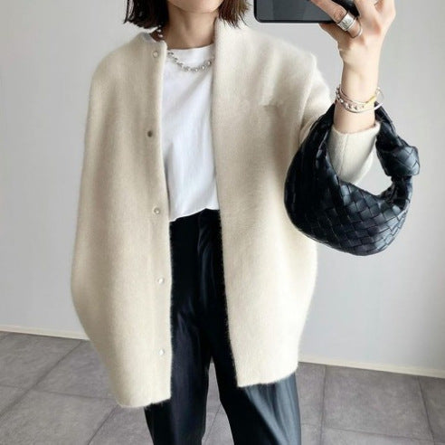 Elegante und stilvolle Strickjacke