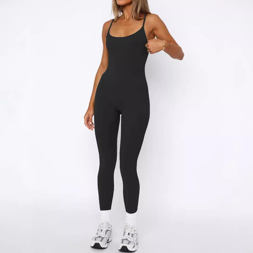 Women's Sporty Jumpsuit with Adjustable Straps and Figure-Hugging Cut WW
