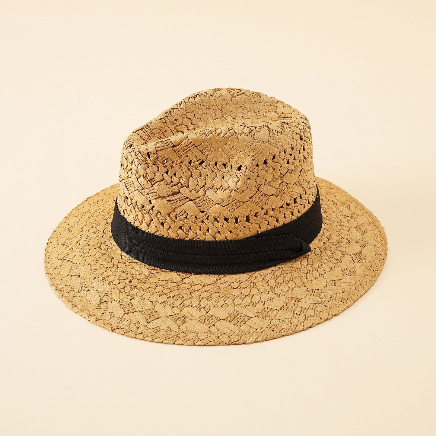 Damen Strohhut im klassischen Fedora-Stil mit breiter Krempe und elegantem Band WW