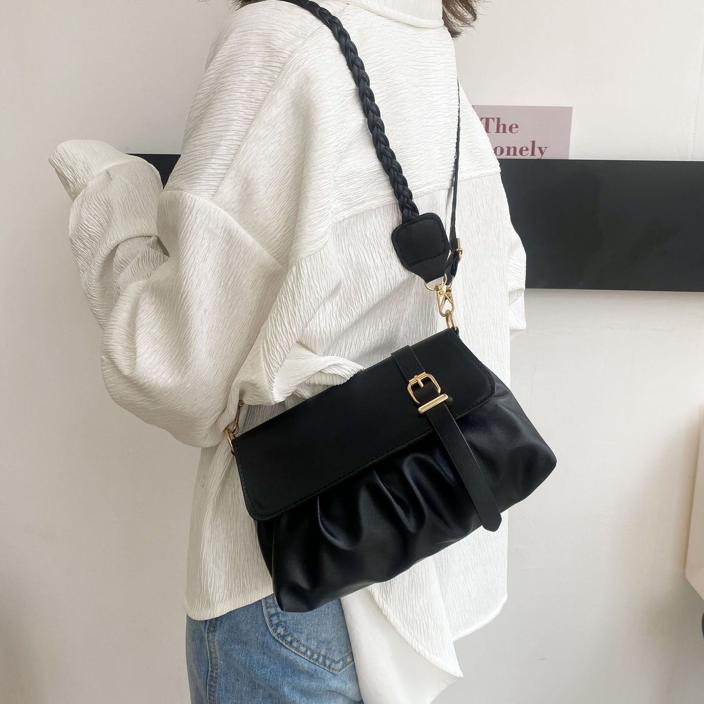 WW | Women's Shoulder Bags